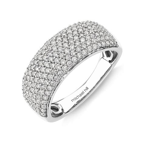 in White Gold with Pavé Diamonds, Medium 